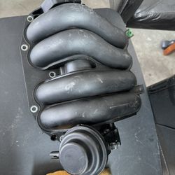 OEM Intake Manifold For Acura RSX Base 17100-PNC-J0 Surface Marks