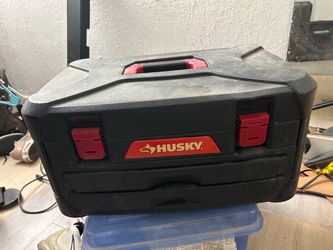 Husky Hard-Shell Tool Boxet
