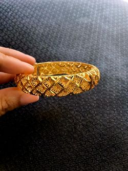 18K Gold Plated Open Bangle Hollow Hand Bangle