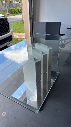 🔥Must sell-Glass Dining Table