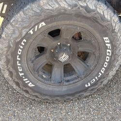 BF Goodrich KO2 35x12x18 Tires Only