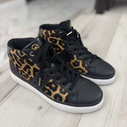 Michael Kors Size 9 Leopard and Leather Chapman Embellished High Top Sneaker
