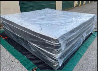 New King mattress pillowtap