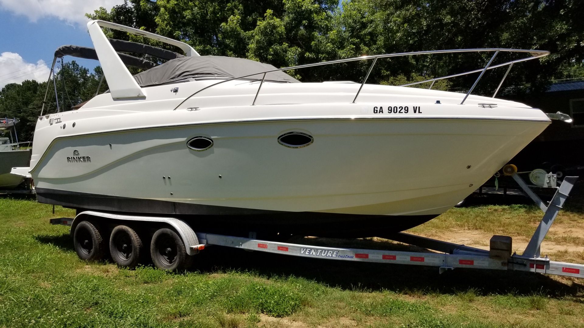 2006 30 FT RINKER BOAT