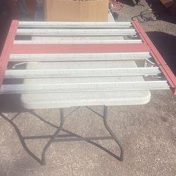 Growing Lite With Indoor Gardening Equipment