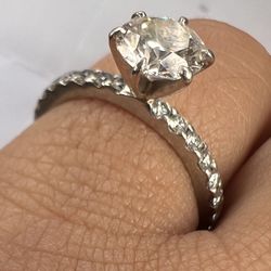 Fully Appraised Engagement Ring-Platinum $13.5k Value 