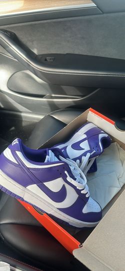 Dunk low Nike purple size 10