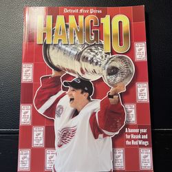 2001-02 Detroit Red Wings Hang 10 Magazine Book Detroit Free Press