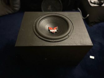 Woofer fosgate xlc 12”inch with sealed box 10/10 condition
