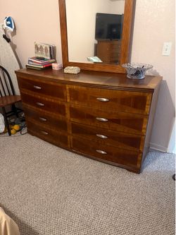 2 tone wood bedroom set