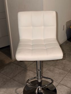 Barstool Chair - White (2 of them for 20)