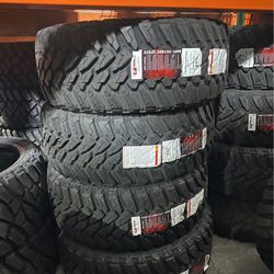 35x12.50R22 Venom Terra Hunter M/T 10ply Tires