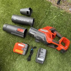 Husqvarna Leaf Blaster 350iB 40v 800-cfm 200mph Handheld Leaf Cordless Blower Excellent Condition Almost New With Battery And Charger 