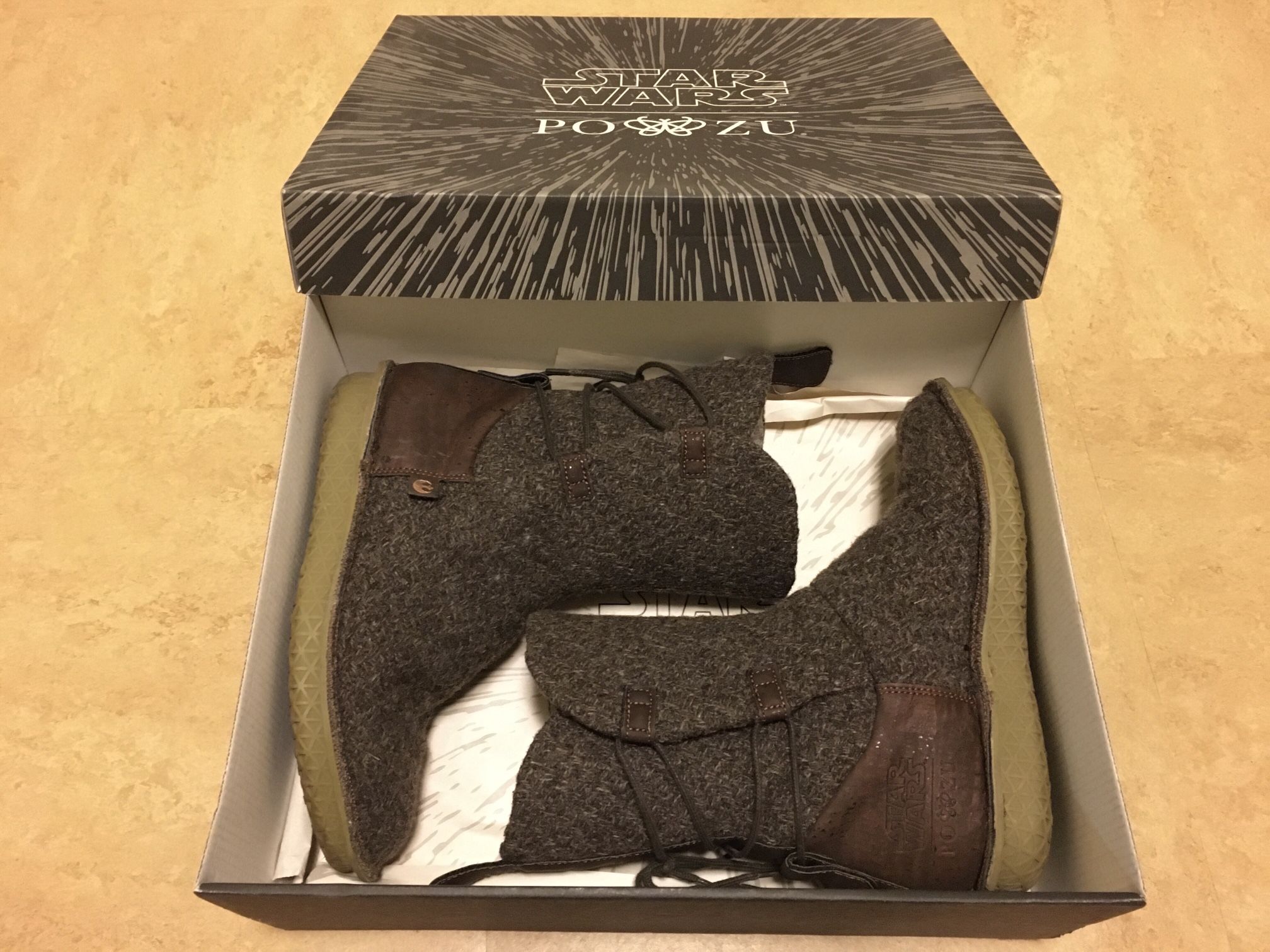 (Used. Size US 5 EUR 36) Rey Po-Zu Boots Star Wars The Force Awakens