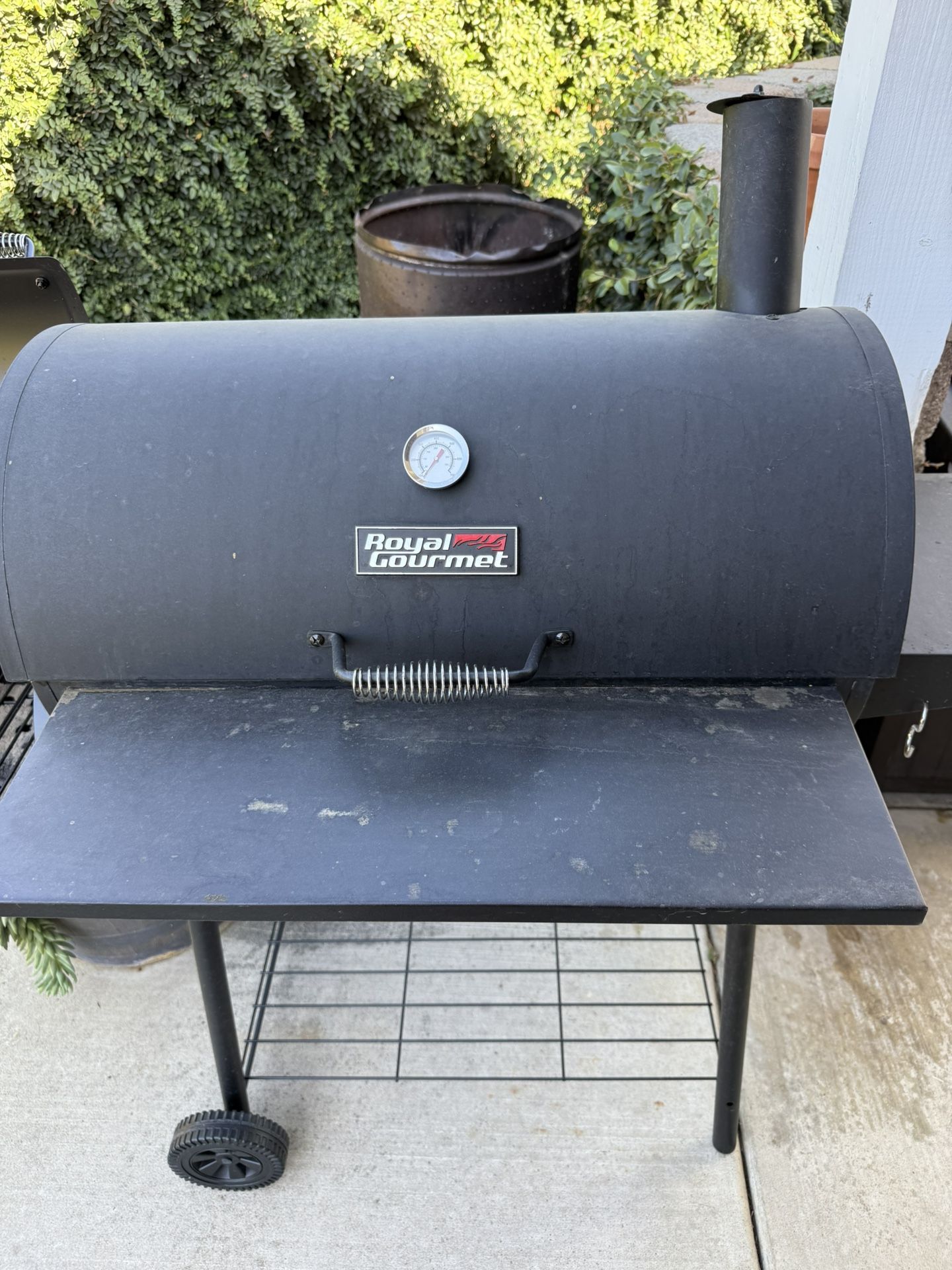 Charcoal Barbecue. Used Once Like New