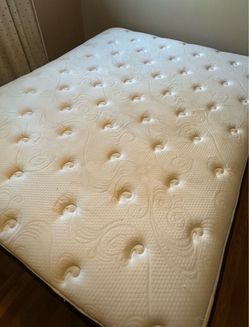 Queen size bed