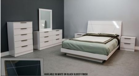 complete bedroom set with free mattress everything in the picture