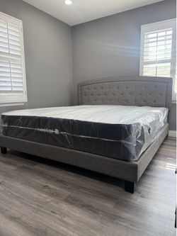 New king bed and mattress