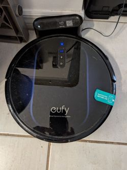 Eufy G32 Pro Robot Vacuum with Charging Base