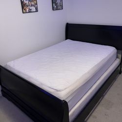 Queen Bed w/ Frame, Mattress + Box Springs!! 
