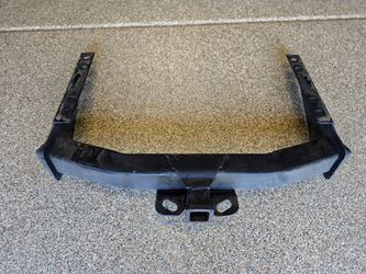 OEM 2000–2005 Ford Excursion Factory Receiver Hitch