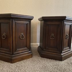 Wooden End Tables/Nightstands Pair