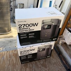 (2) EcoFlow DELTA 2 Portable Power Station Generator and (2) Solar panel With (2) Delta 2 Max Smart Batteries