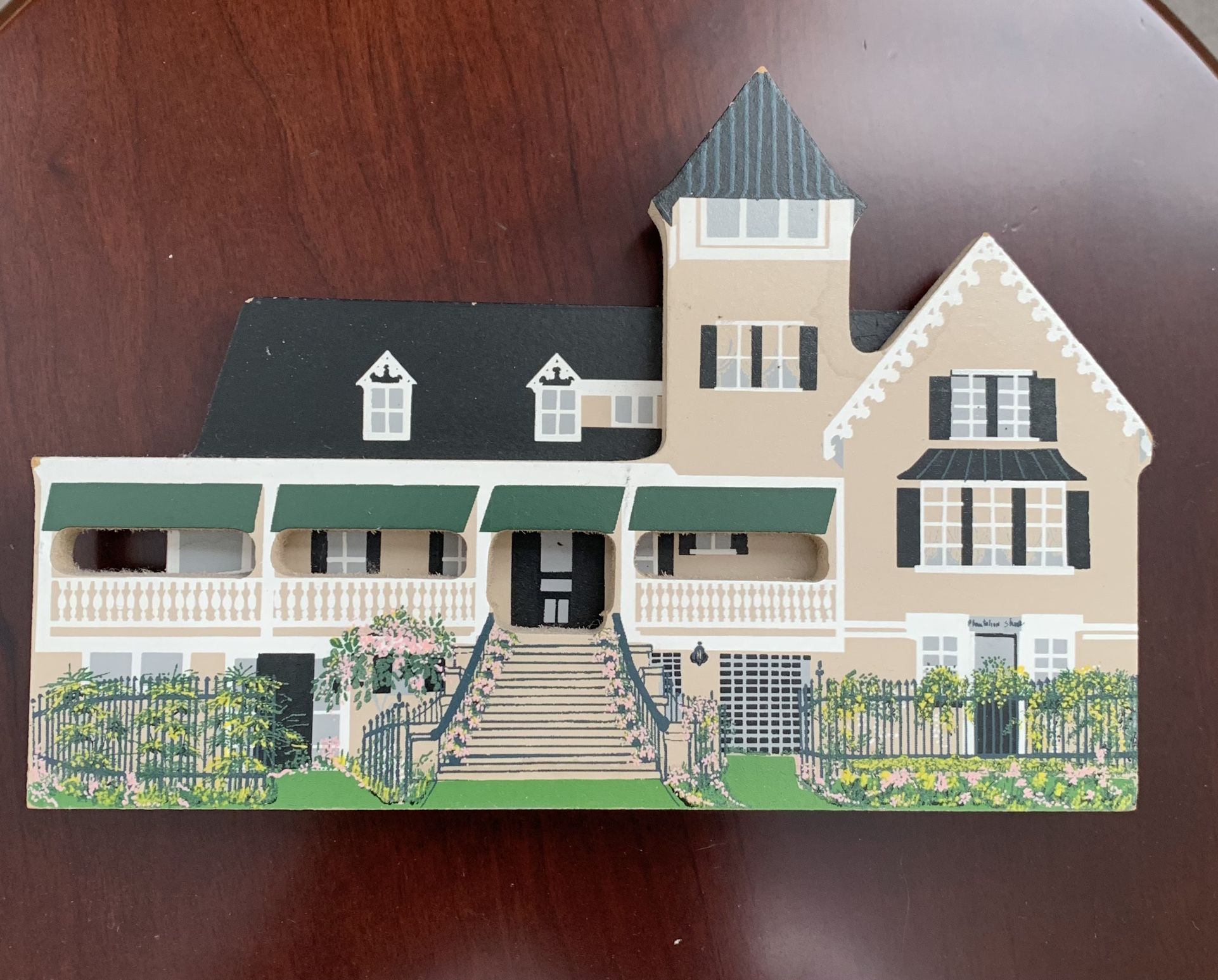 Shelia House Cottage - Shelf Sitter. Sits Well Over Door Frame Trim.