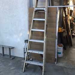 7 Ft Fiberglass Ladder