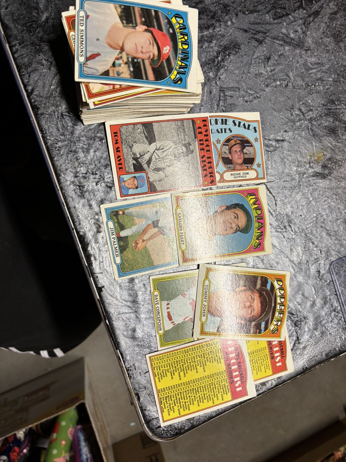 Topps 1972 Card Lot. 50 Plus Cards.
