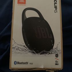 Jbl Clip 5 Bluetooth Speaker 