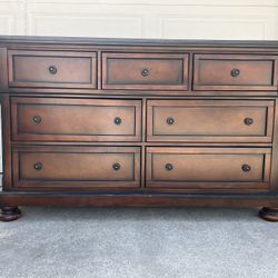 Large 7 drawer dresser in brown