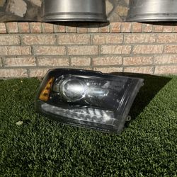 Ram 2022 Headlights