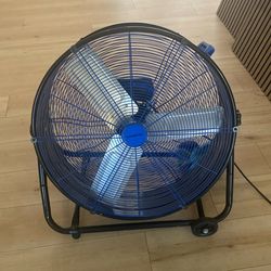 24” Industrial Drum Fan – High Velocity Shop/Warehouse Fan (VAGKRI)