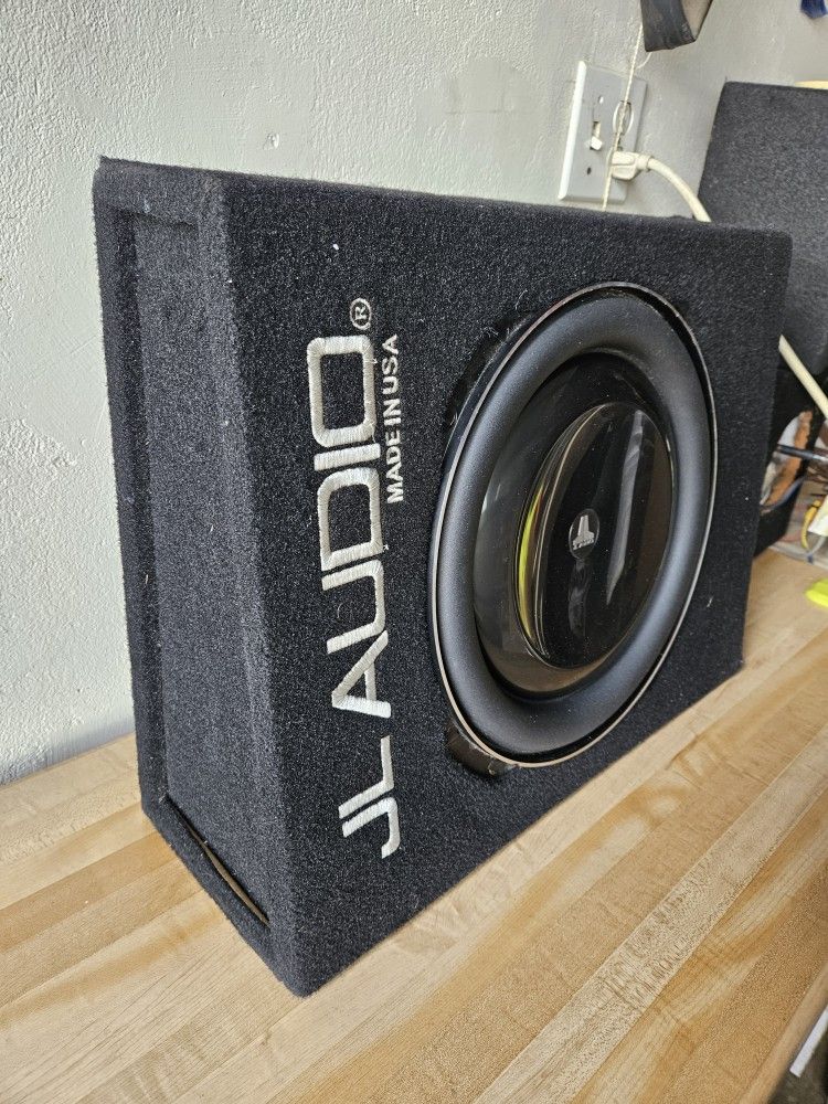 JL Audio 13TW5