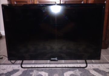 40" TV