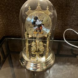 Disney Collectibles And Figurines 