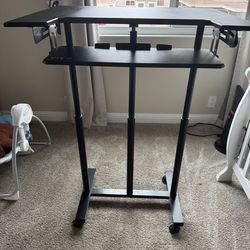 Standing desk - VIVO Mobile Height Adjustable Table, Stand Up Desk Cart with Sliding Keyboard Tray, Computer Workstation, Rolling Presentation Cart,