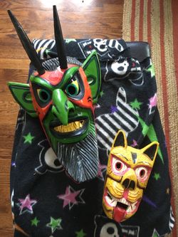 Ecuadorian hand made carved mask