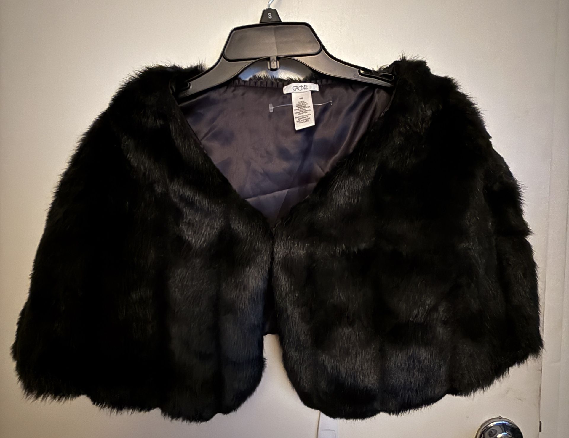 Caché Faux Fur Shawl - Scarf for Winter, Fashionable Party and Commuter Wear