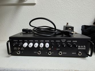 SNK VH300 Solid State Amplifier (AMPEG VH140C CLONE)