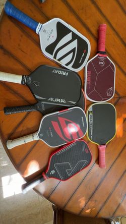 pickleball paddles