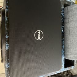Dell Inspiron 15”