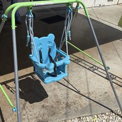 Baby swing