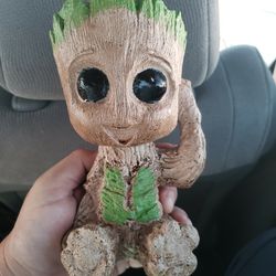 Groot Planter Pot