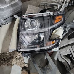 Tahoe 2017 Headlight  Driver Side