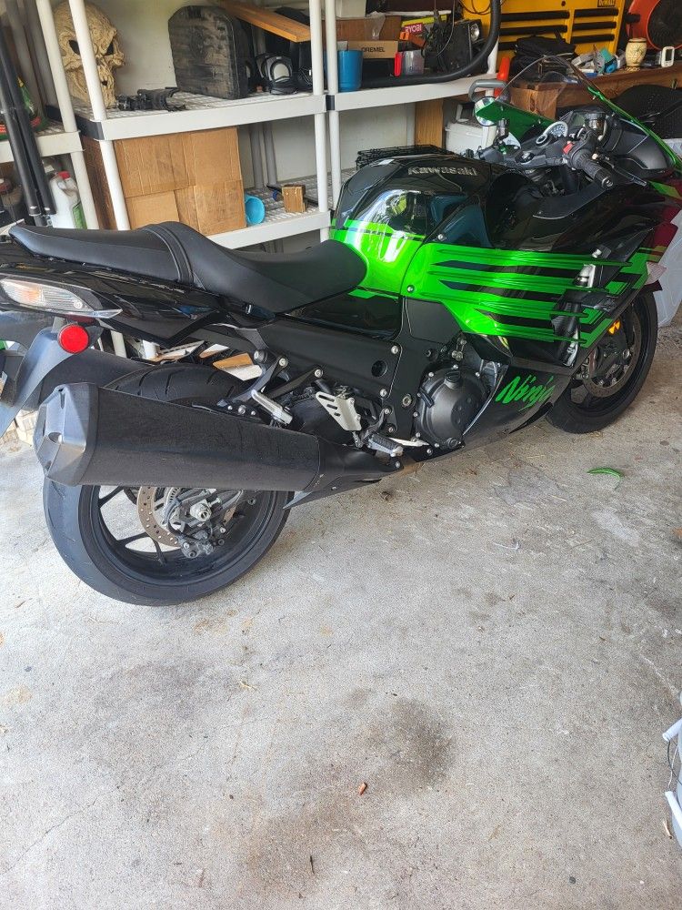 2020 Kawasaki ZX1400R