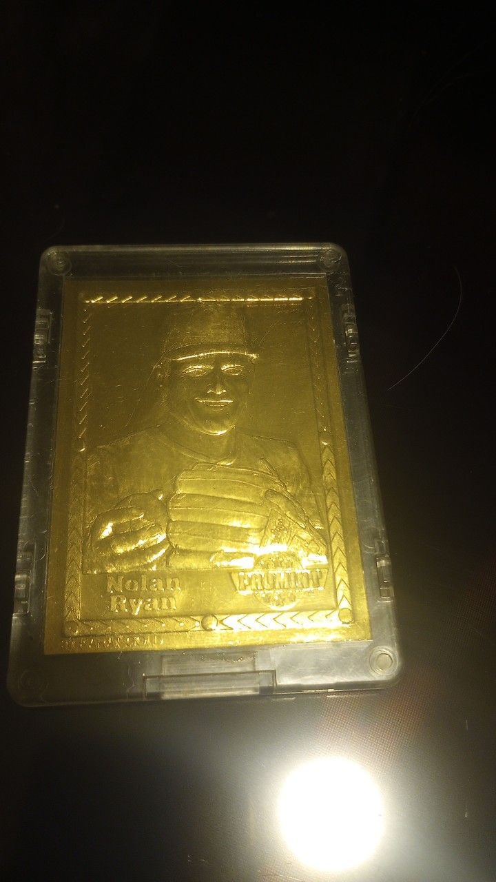 22 Karat Gold Nolan Ryan Baseball Card