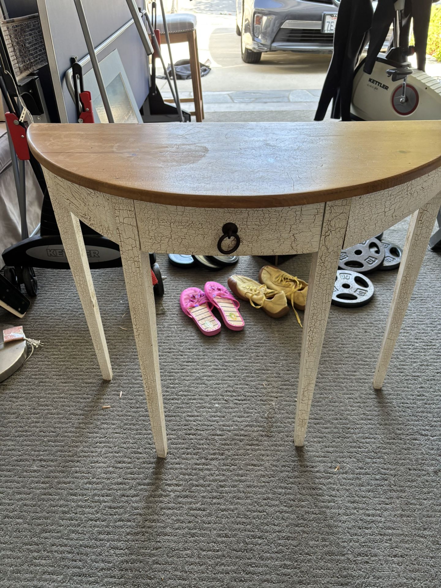 End/console Table