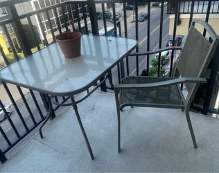 Outdoor Patio Table and Chair
